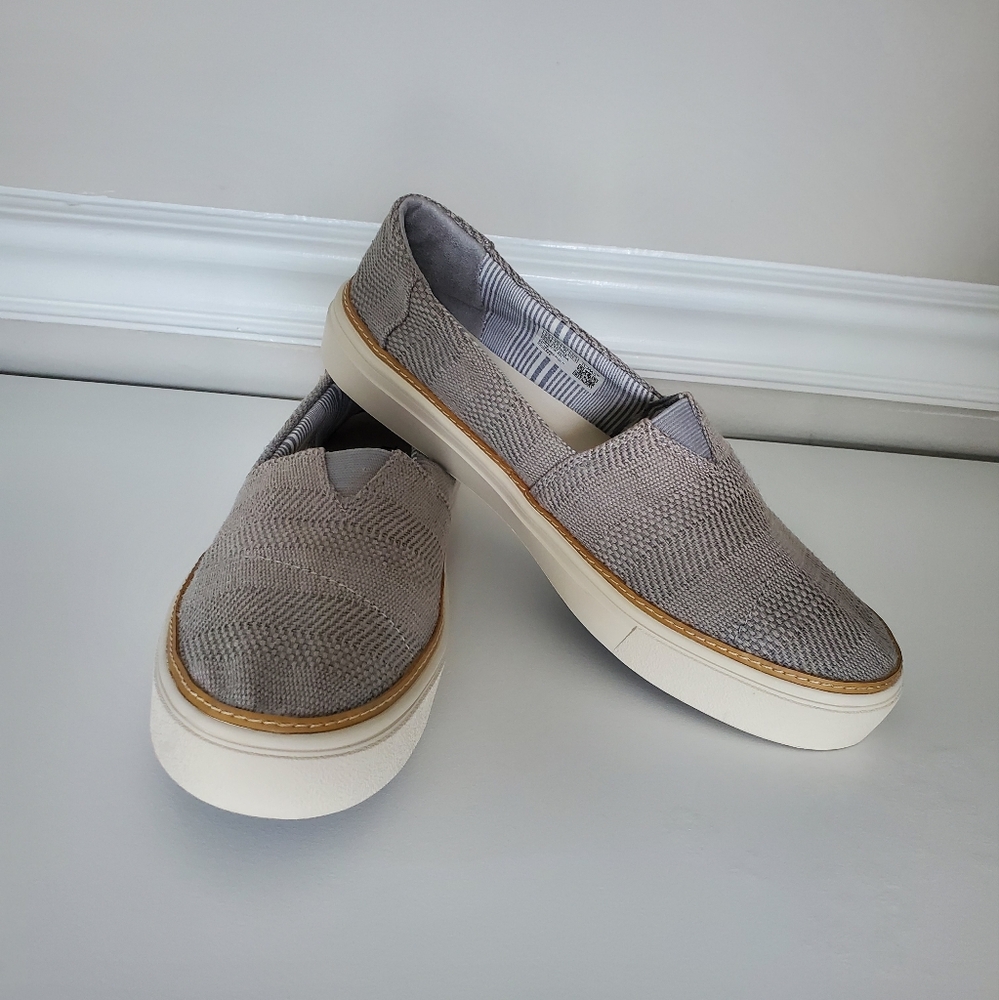 Toms Women's Parker slip on shoes.